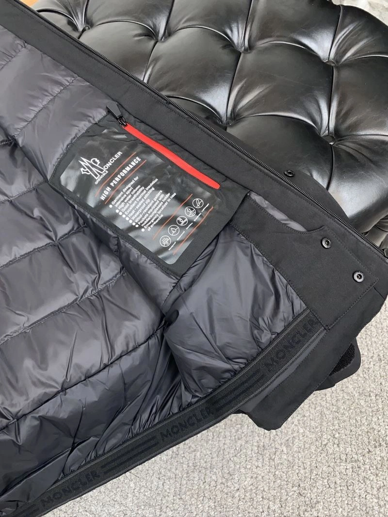 Stylish Moncler Down Jackets 144281