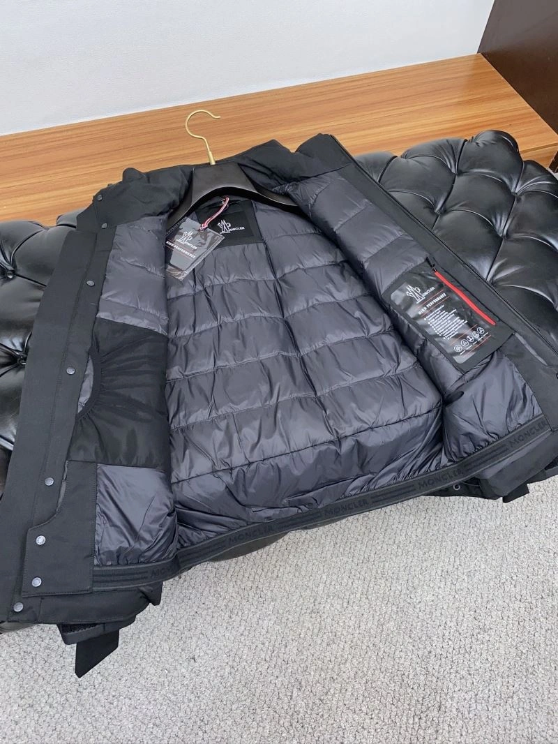 Stylish Moncler Down Jackets 144281