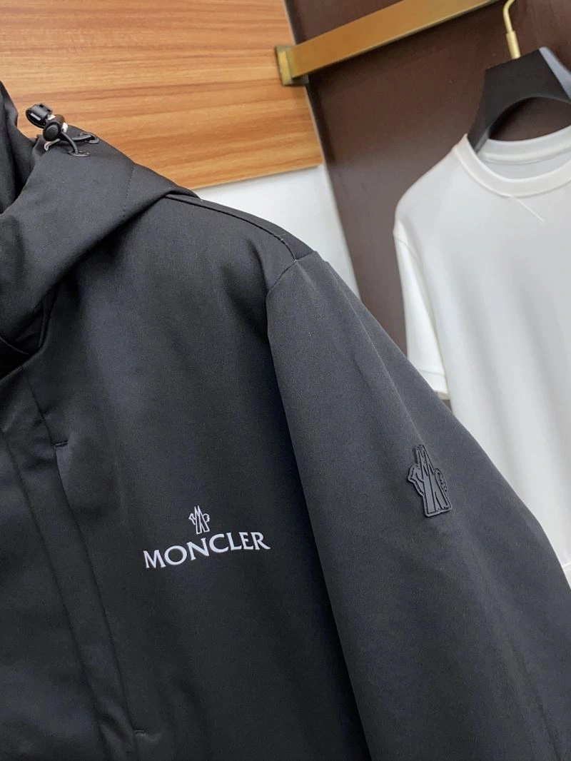 Seasonal Moncler Down Jackets 144279