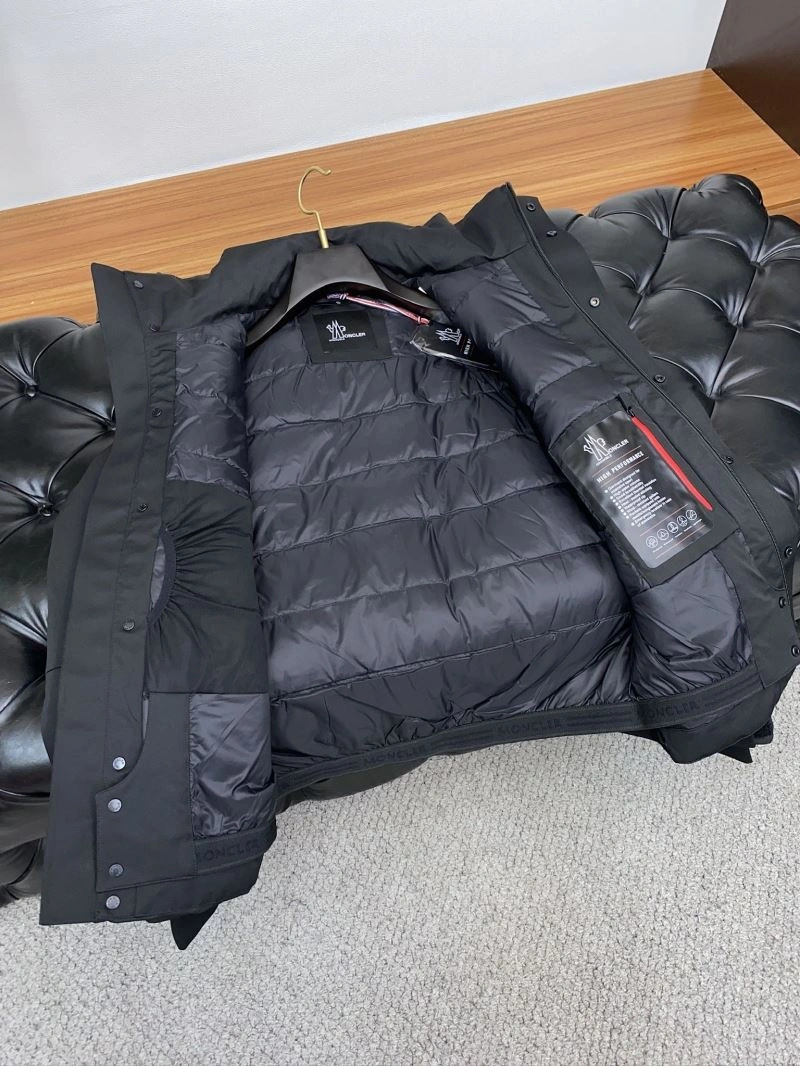 Seasonal Moncler Down Jackets 144279