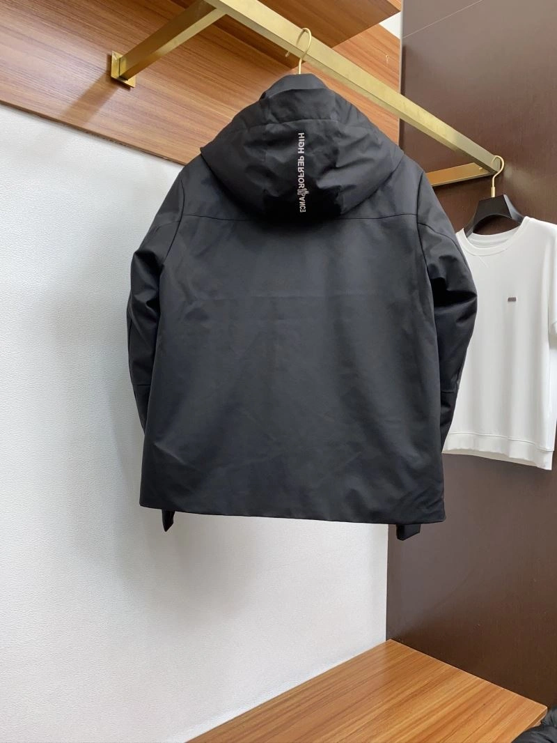Seasonal Moncler Down Jackets 144279