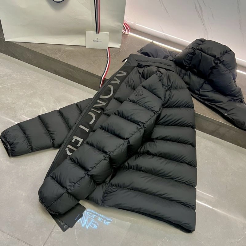 EasyMatch Moncler Down Jackets 144276