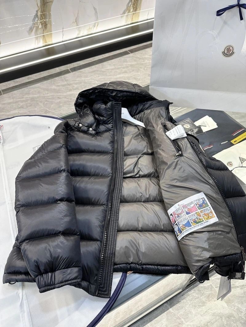 Trendsetting Moncler Down Jackets 144283