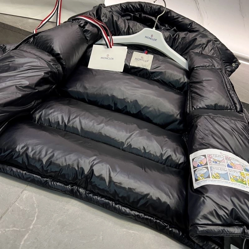 Comfortable Moncler Down Jackets 144273