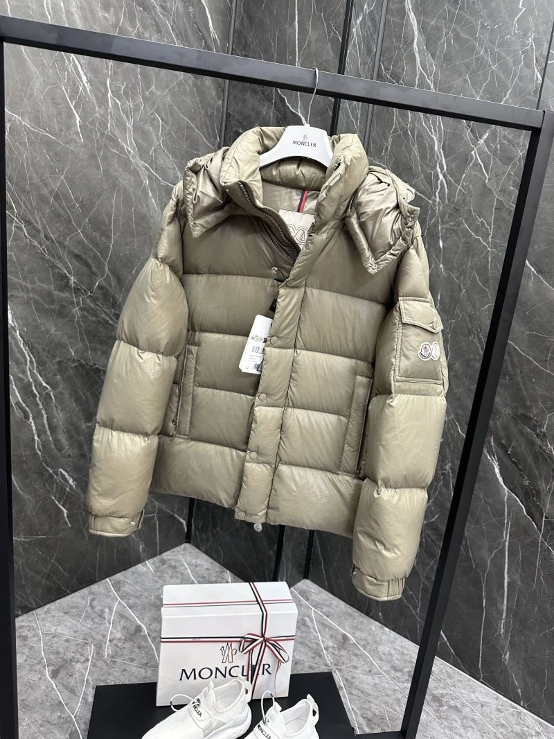 Moncler Down Jackets Snug 144272