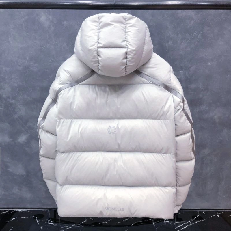 Moncler Down Jackets Original 144275