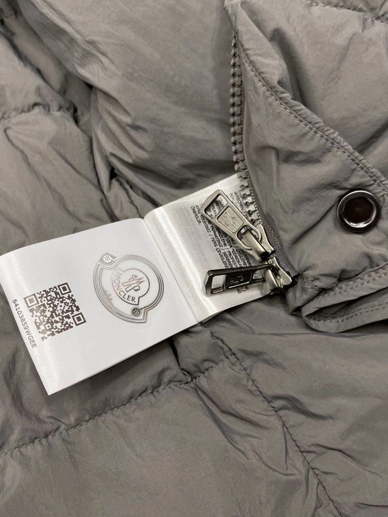 Moncler Down Jackets TechFriendly 144267