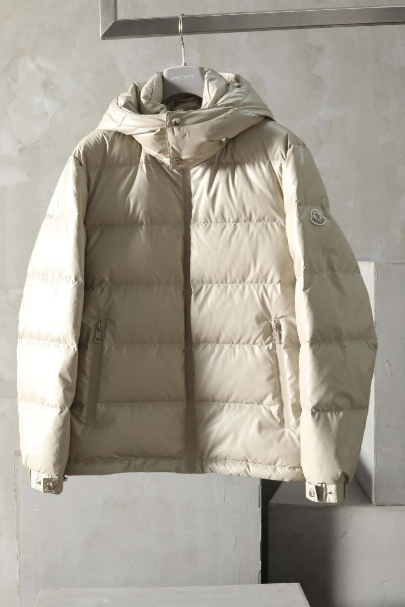 Trendsetting Moncler Down Jackets 144262