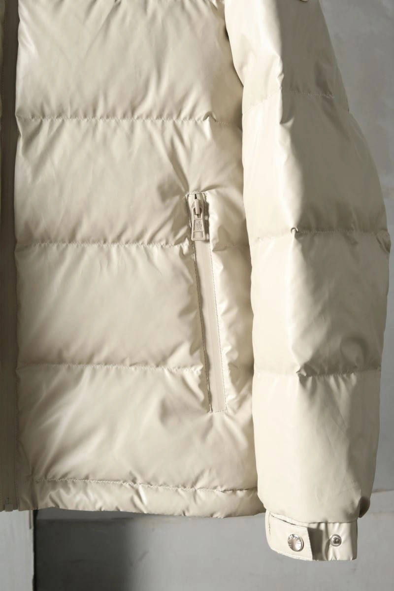 Trendsetting Moncler Down Jackets 144262