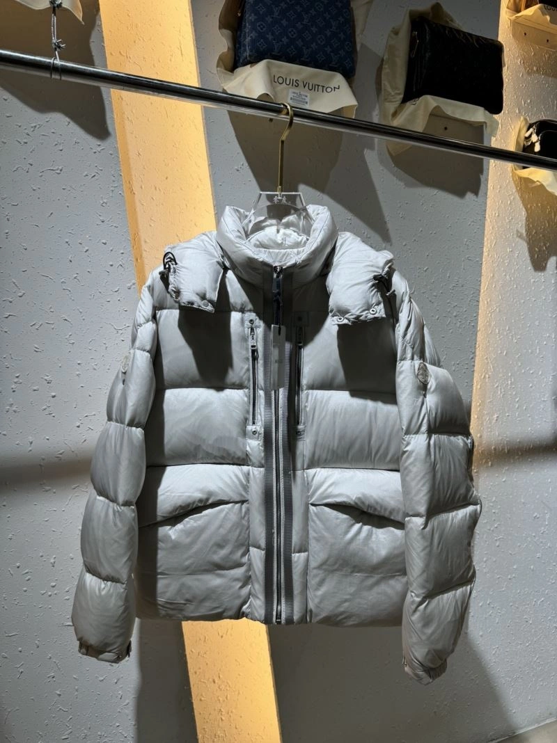 Moncler Down Jackets MultiPurpose 144260