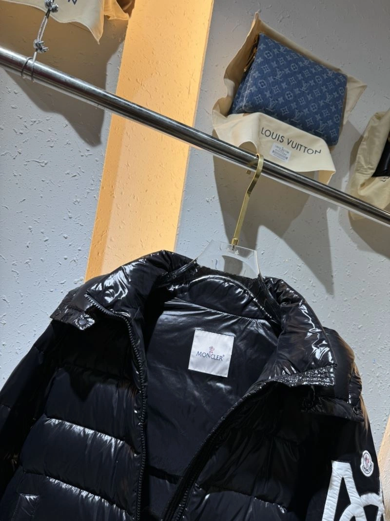 Durable Moncler Down Jackets 144263