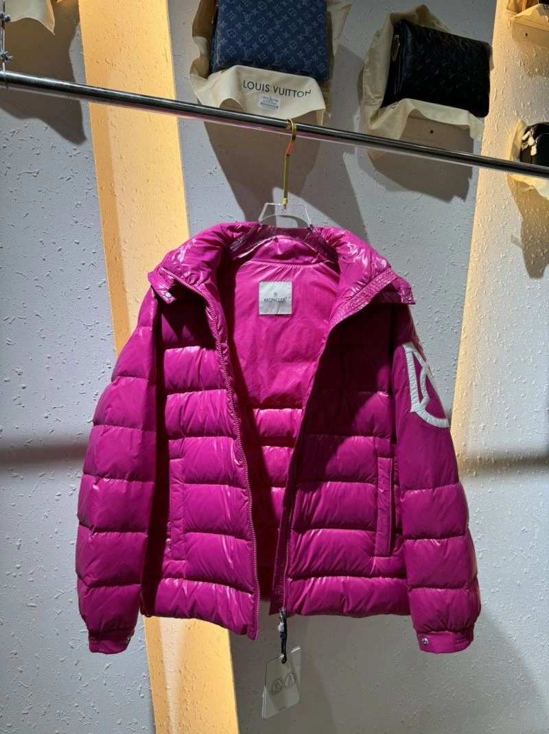 Moncler Down Jackets UrbanChic 144258