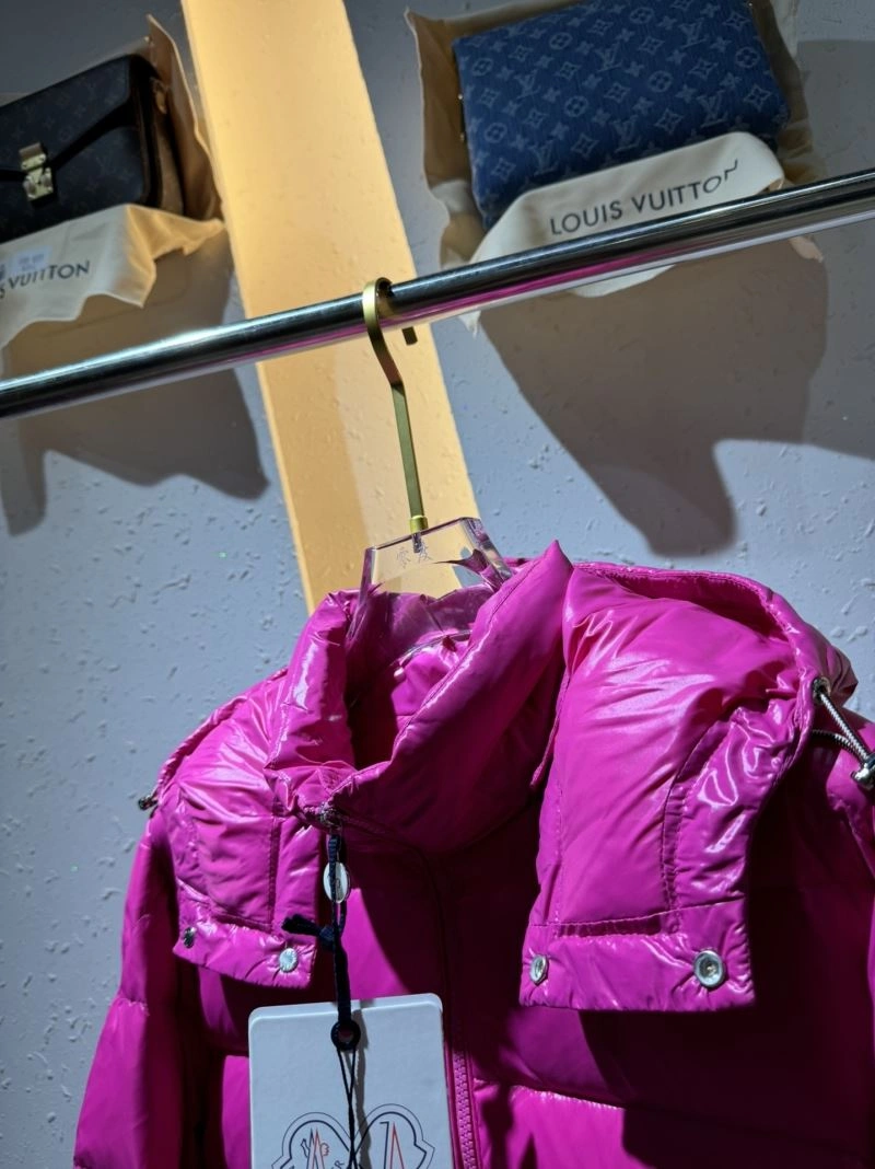 Moncler Down Jackets UrbanChic 144258