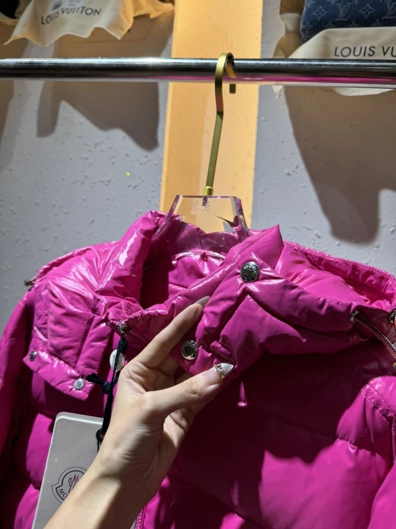 Moncler Down Jackets UrbanChic 144258