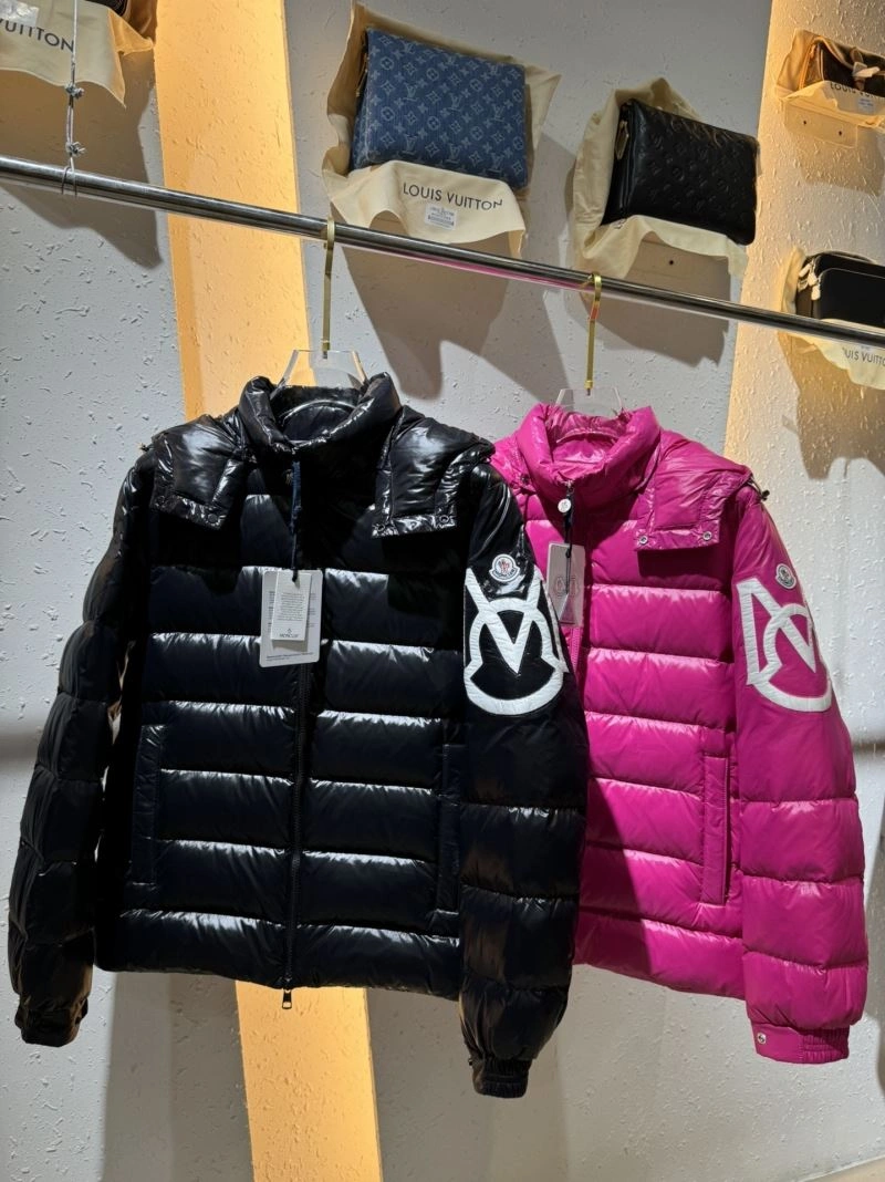 Moncler Down Jackets UrbanChic 144258