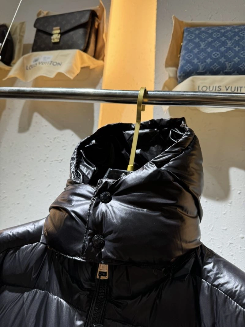 Affordable Moncler Down Jackets 144252