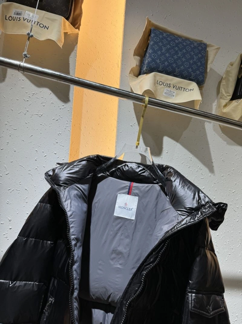 Affordable Moncler Down Jackets 144252
