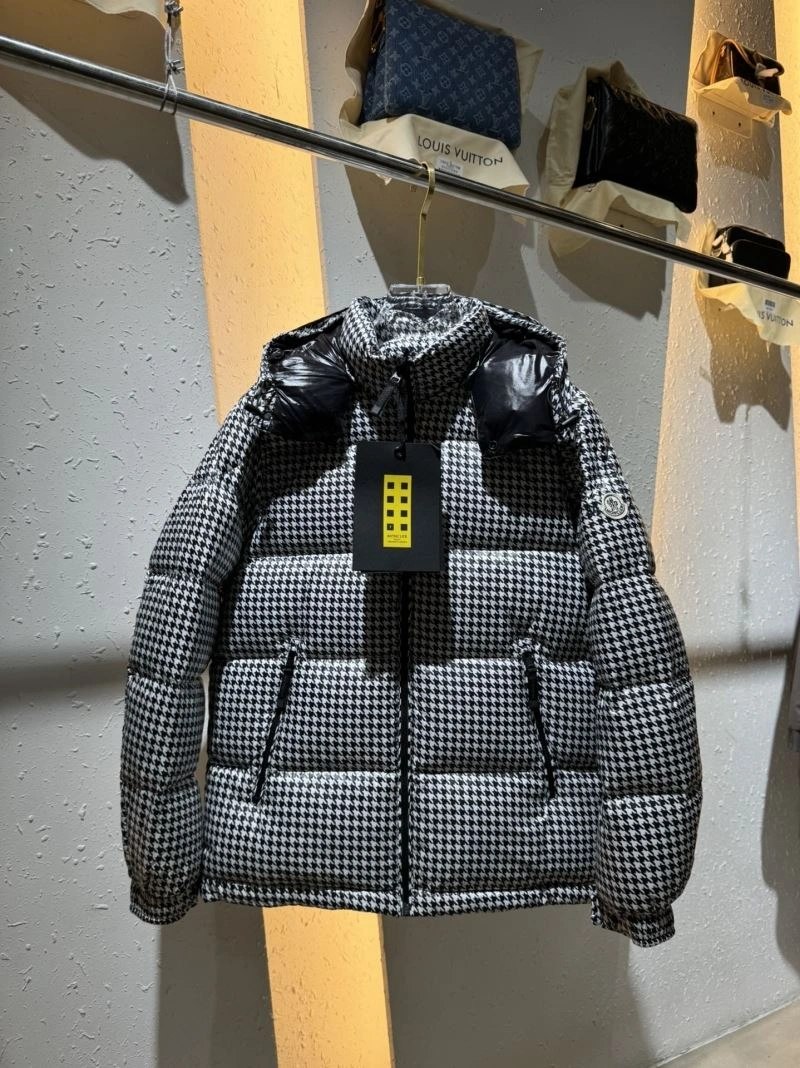 Moncler Down Jackets ComfortFit 144251
