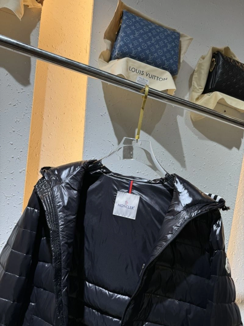 Casual Moncler Down Jackets 144249