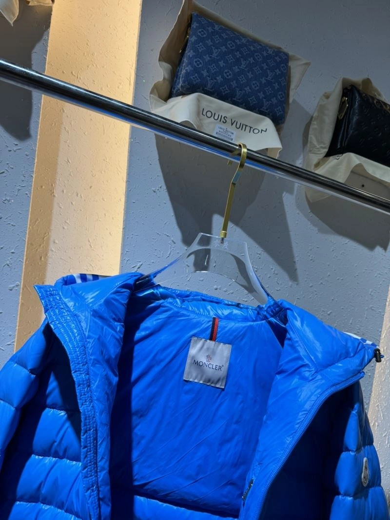 Moncler Down Jackets Lightweight 144253
