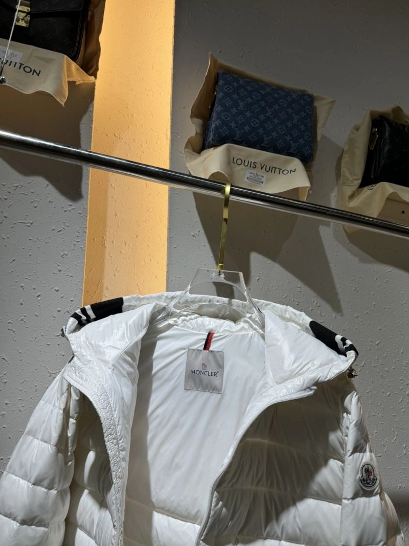 Moncler Down Jackets Casual 144259