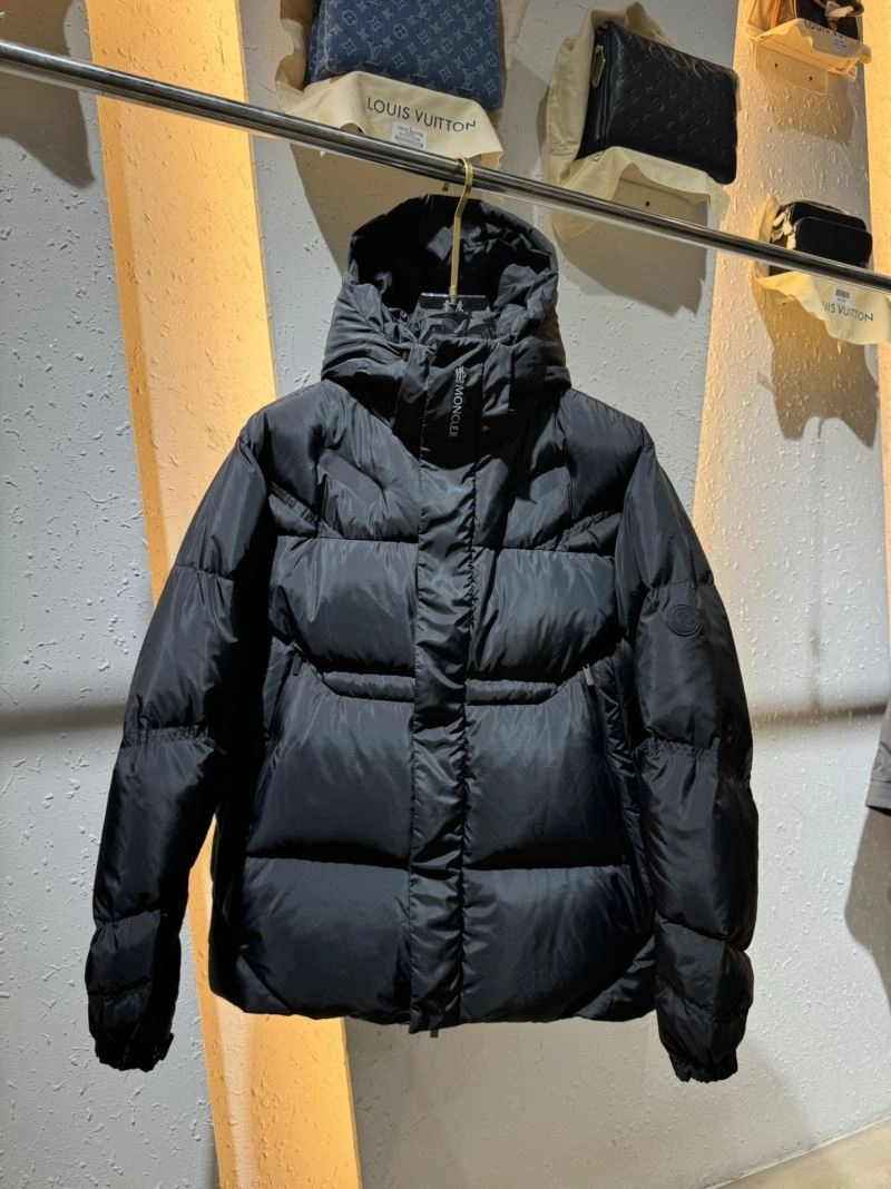 Moncler Down Jackets OdorResistant 144250