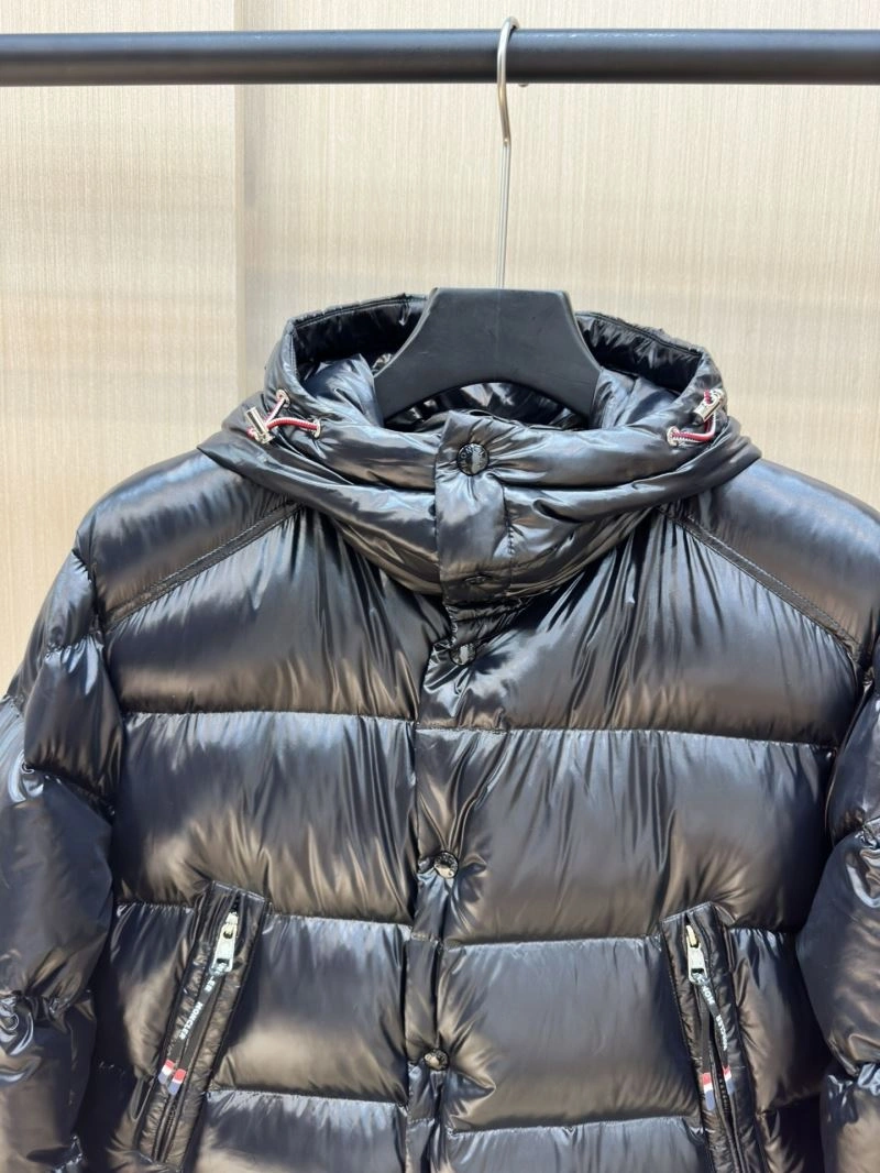 Effortless Moncler Down Jackets 144246
