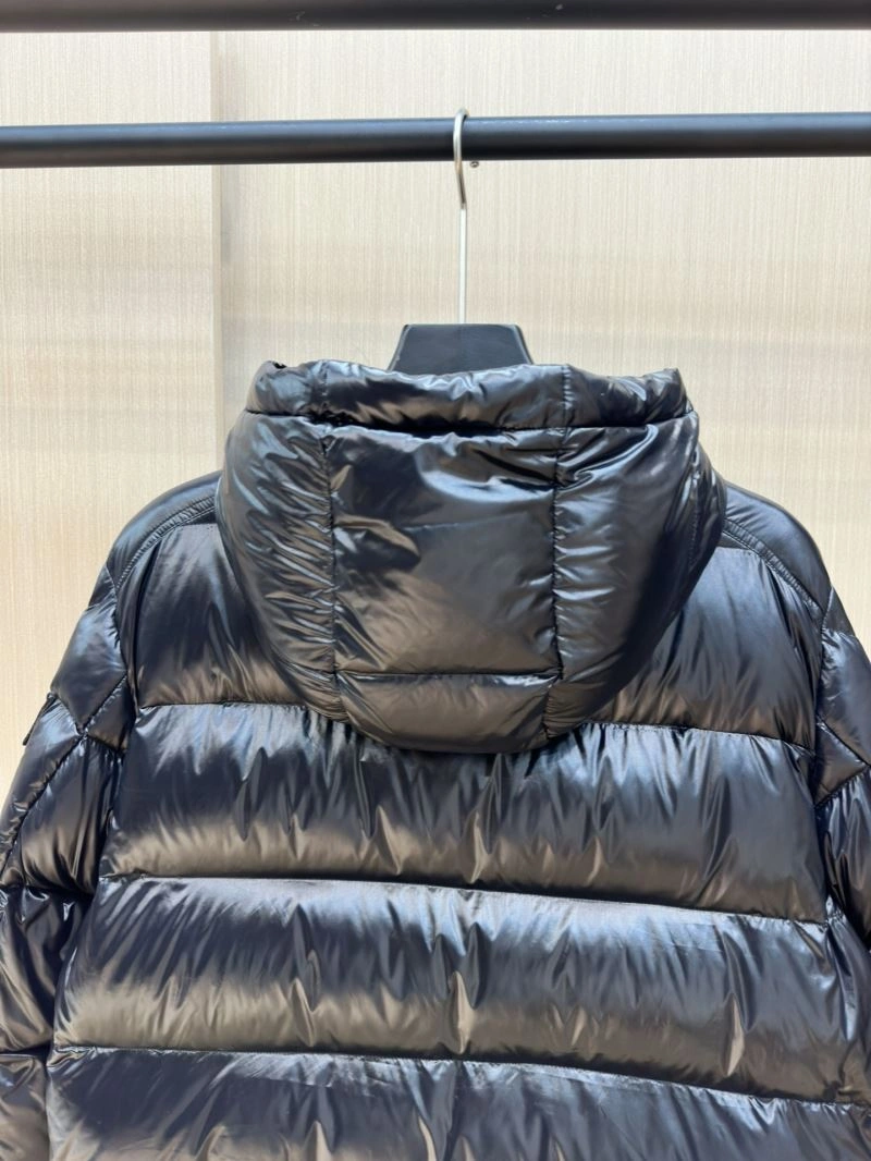 Effortless Moncler Down Jackets 144246