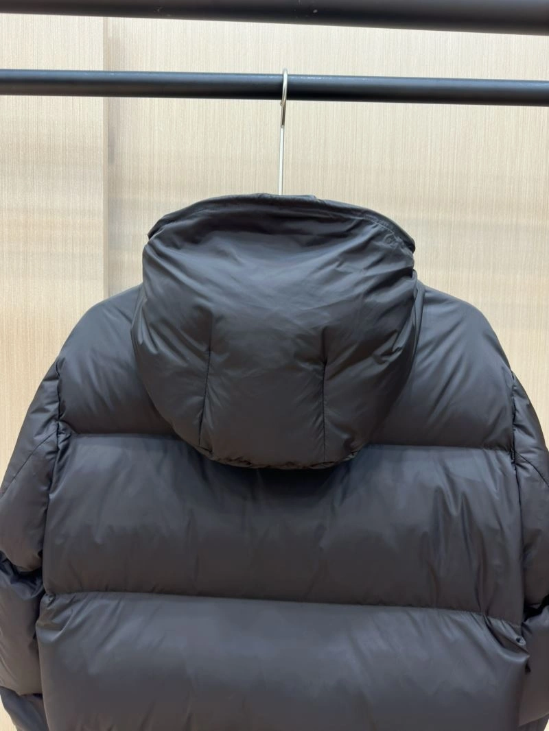 OdorResistant Moncler Down Jackets 144248