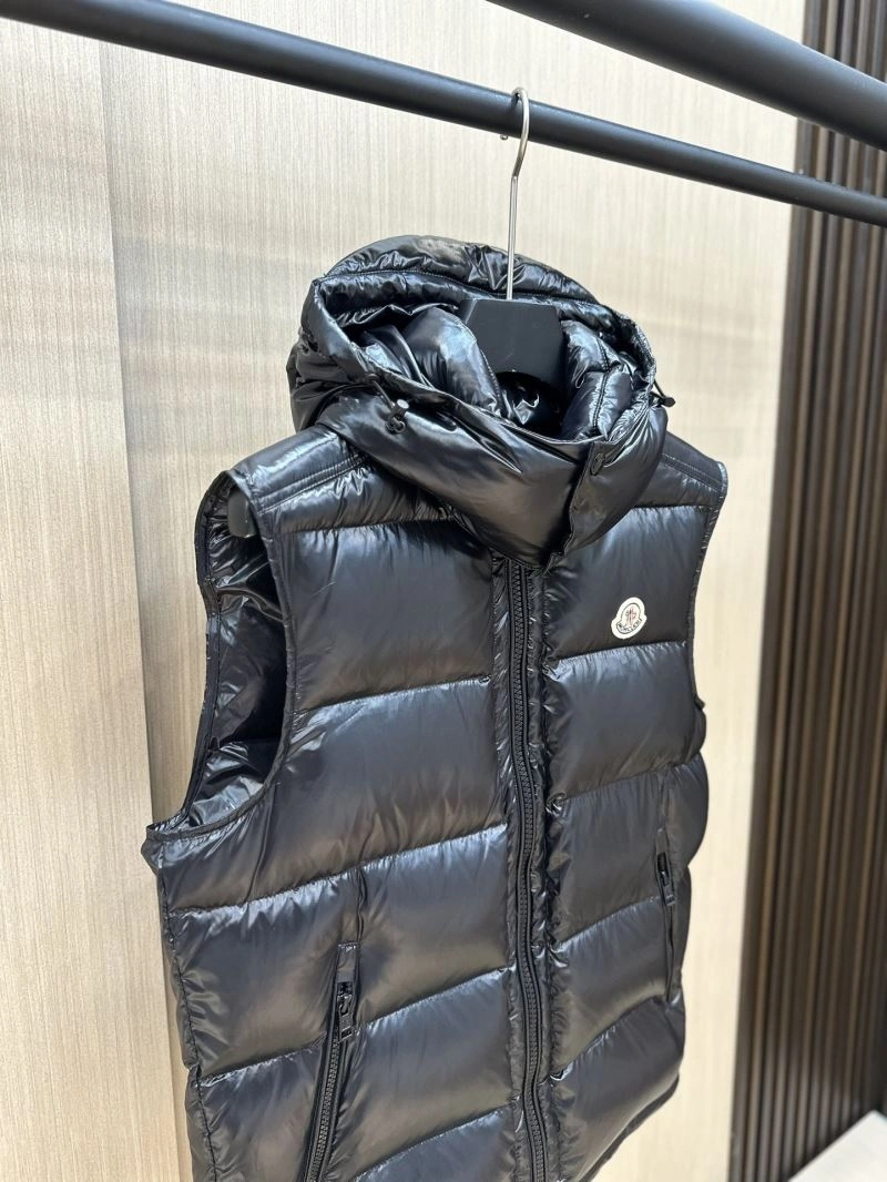 Moncler Down Jackets DailyWear 144261