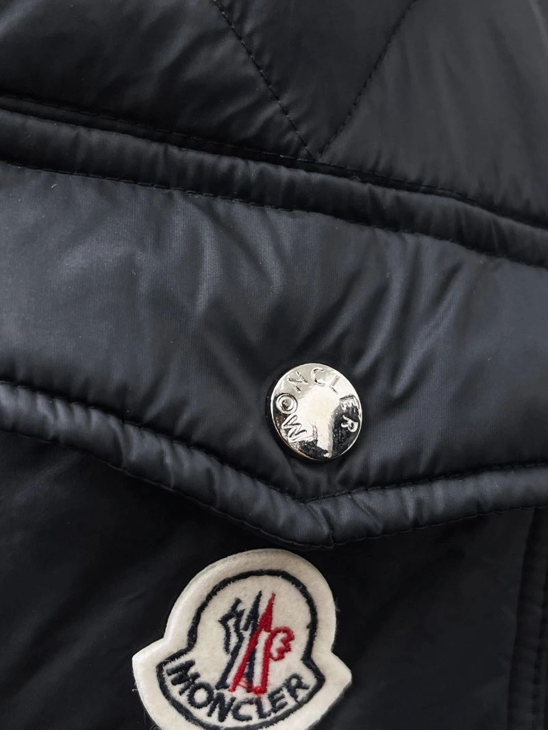 Sustainable Moncler Down Jackets 144243