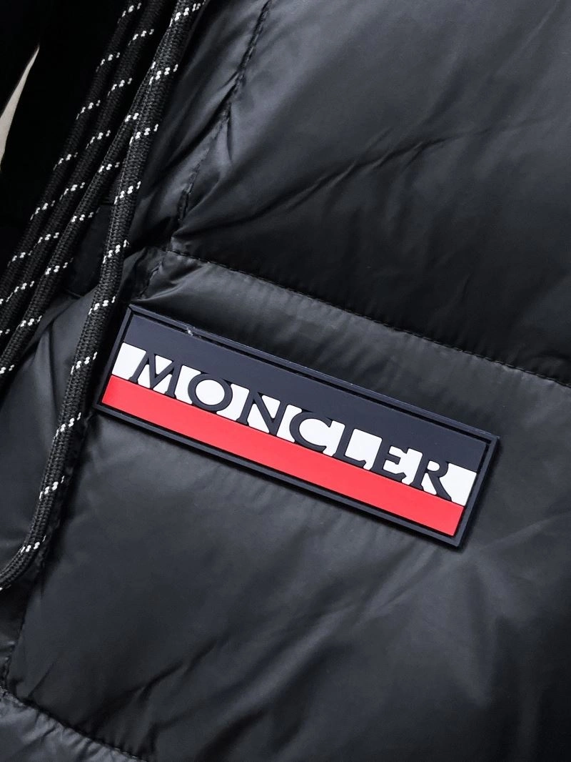 Sustainable Moncler Down Jackets 144243