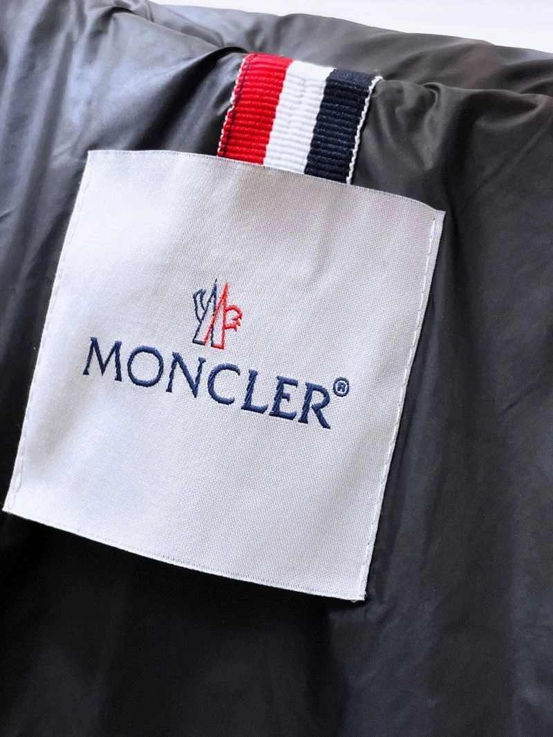 Moncler Down Jackets Original 144241
