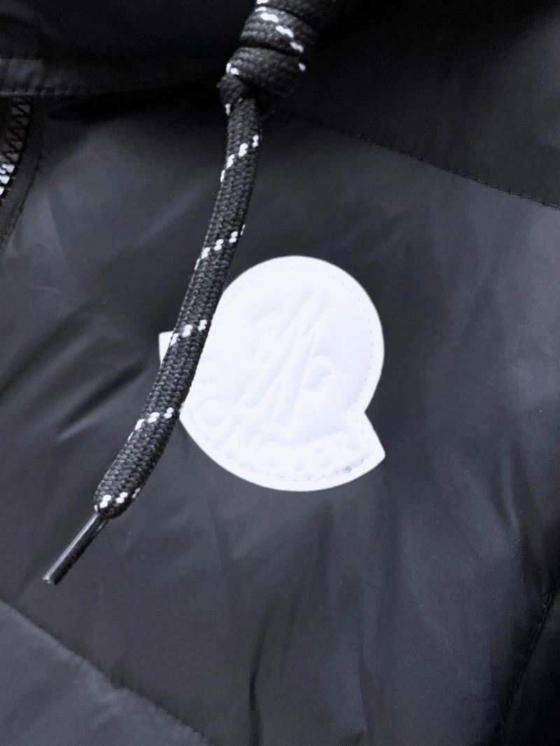 Moncler Down Jackets Original 144241