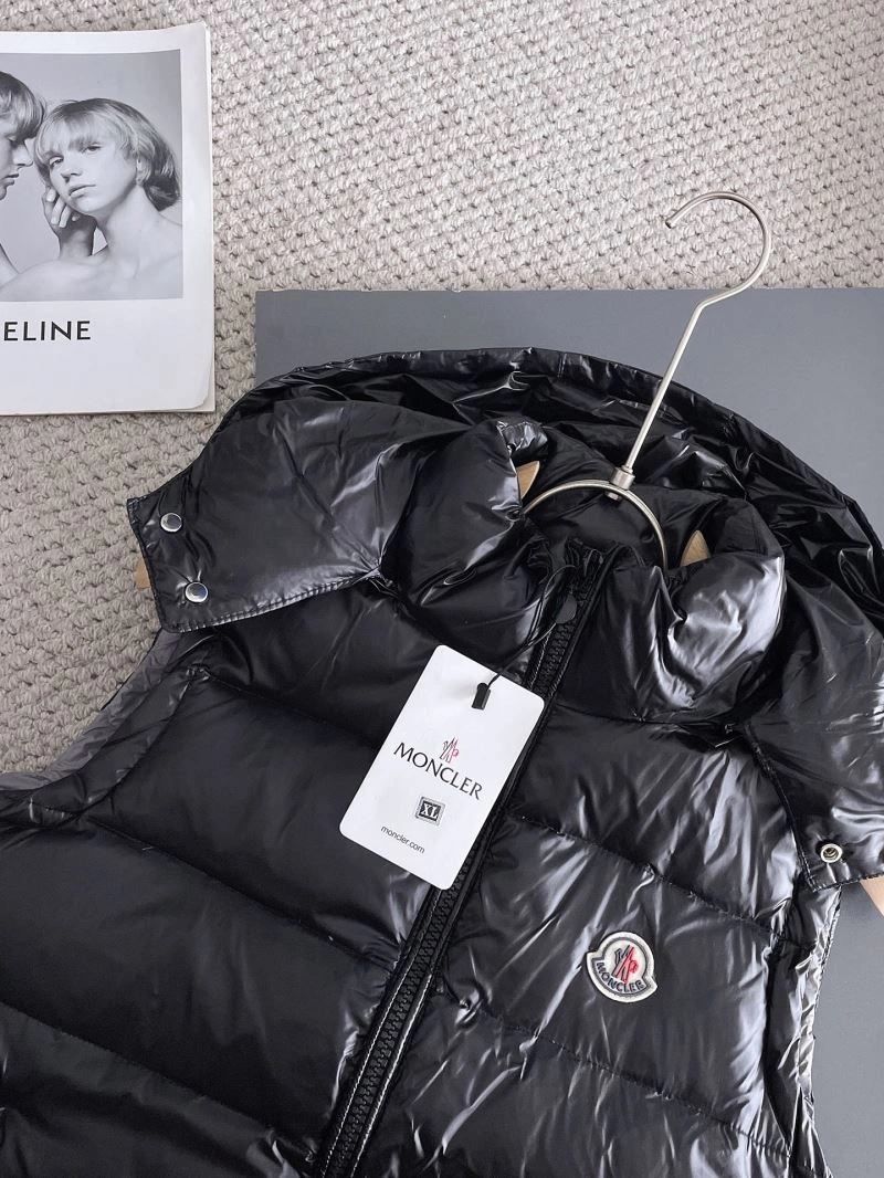 Moncler Down Jackets EasyCare 144237