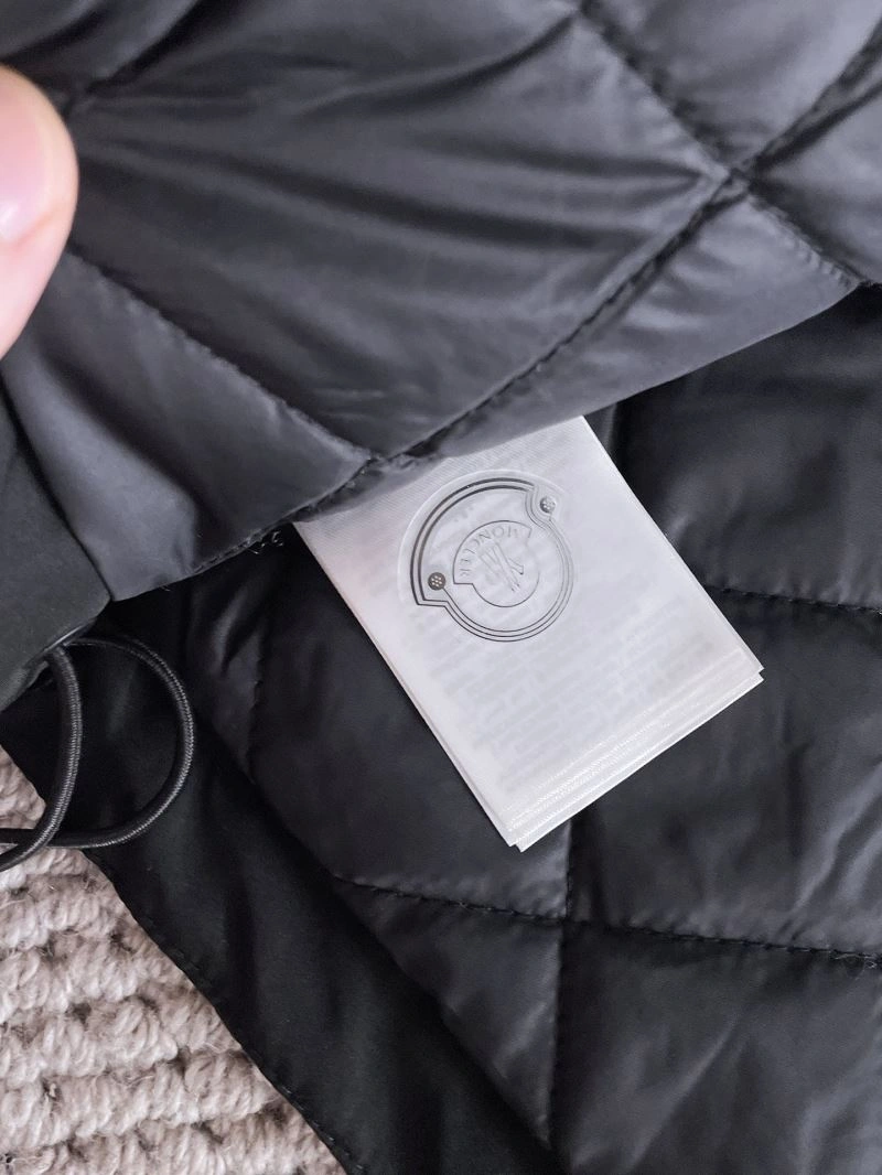 SunProtective Moncler Down Jackets 144235