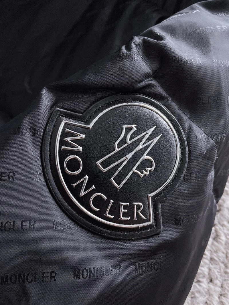 Moncler Down Jackets HighPerformance 144231