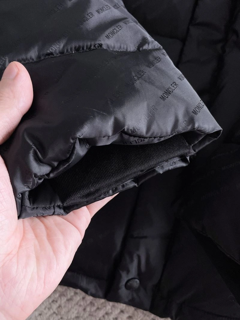 Moncler Down Jackets HighPerformance 144231