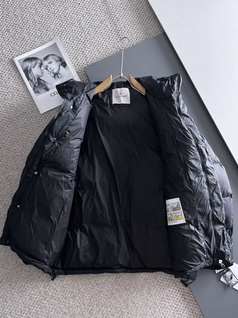 Unisex Moncler Down Jackets 144229