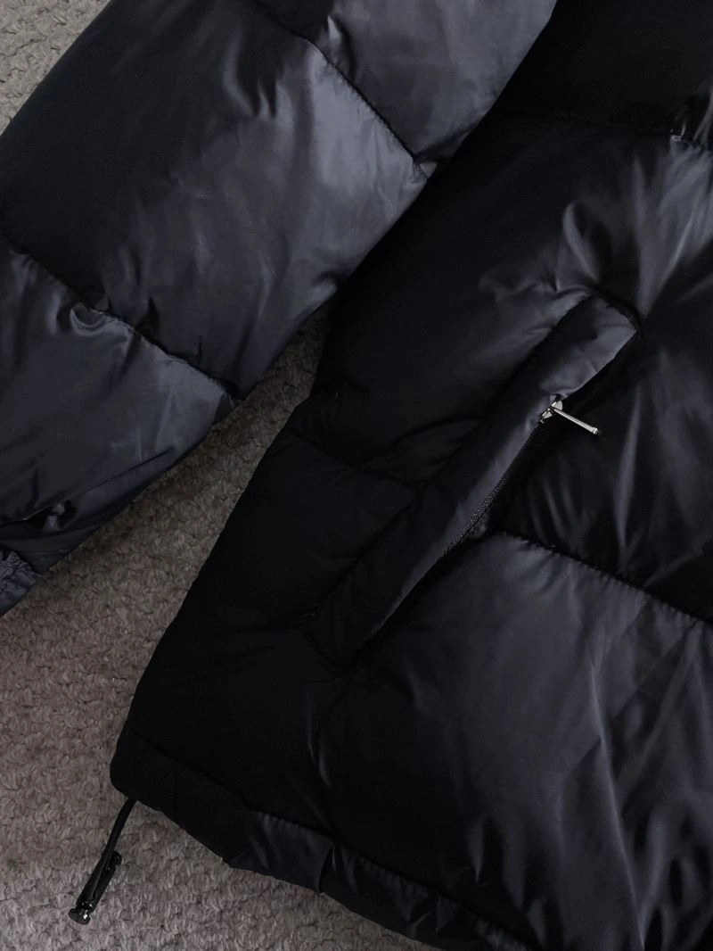 Unisex Moncler Down Jackets 144229