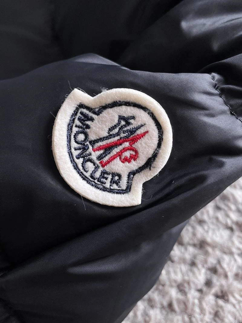 EasyMatch Moncler Down Jackets 144228