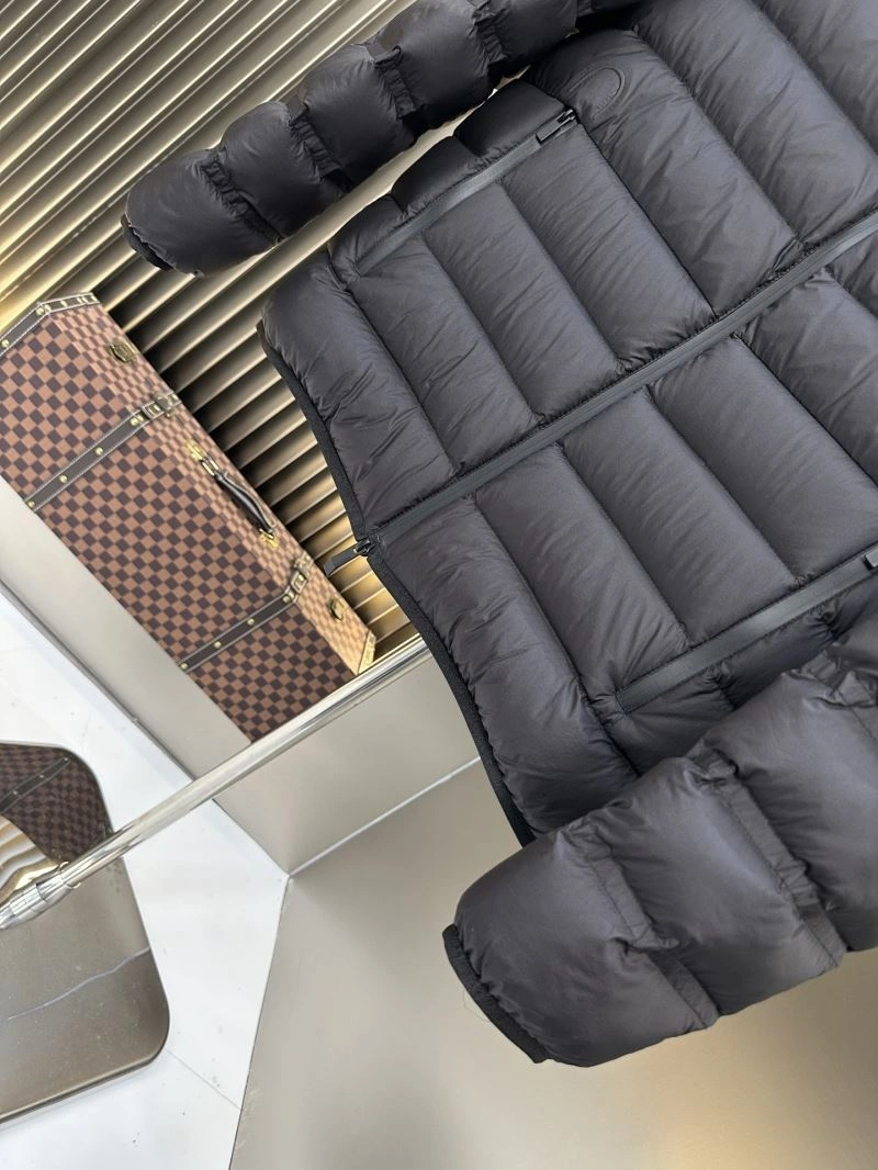 Moncler Down Jackets QuickDry 144224