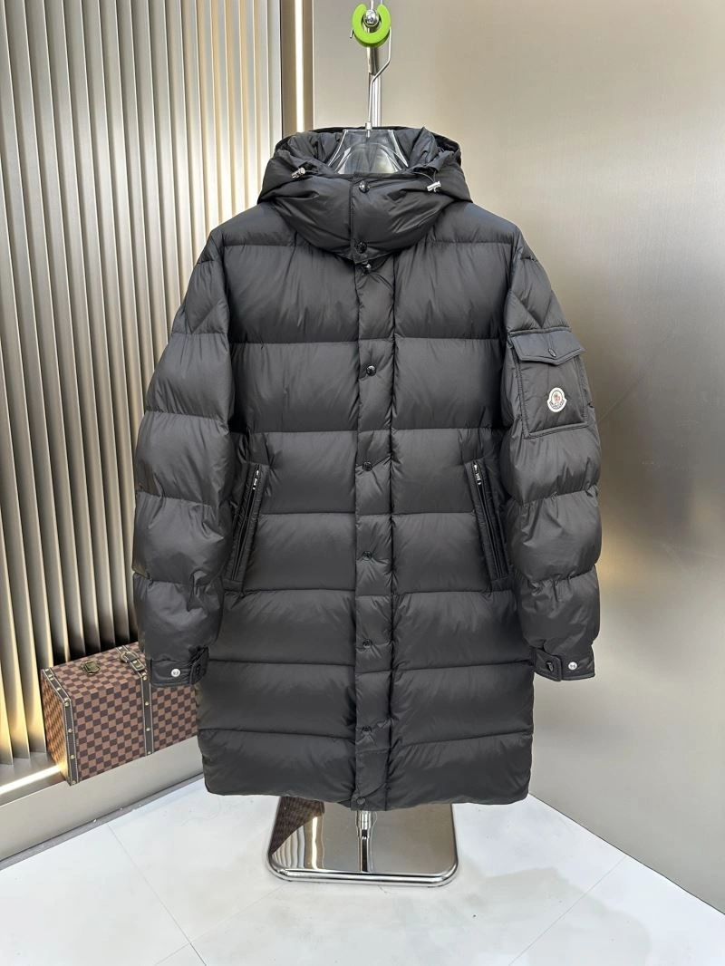Effortless Moncler Down Jackets 144214