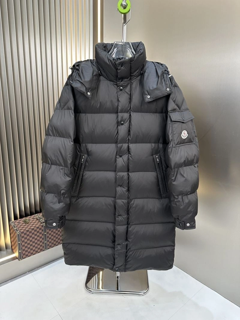 Effortless Moncler Down Jackets 144214