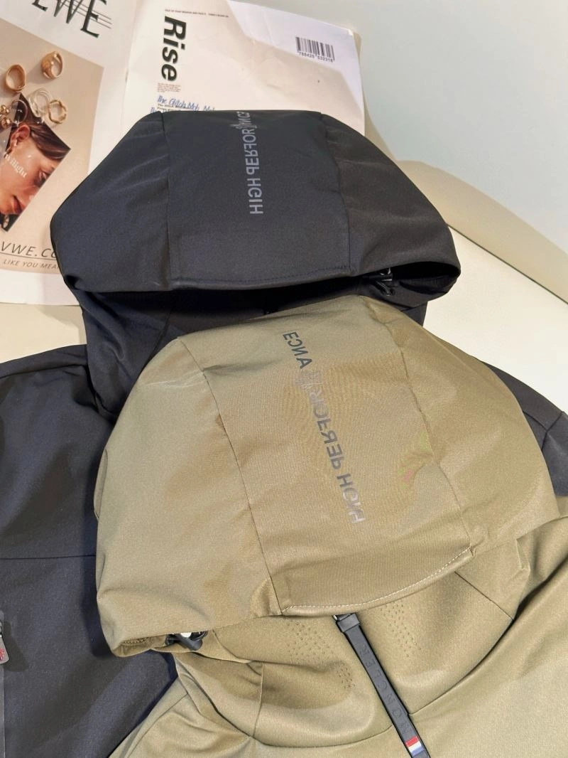 Moncler Down Jackets Cozy 144216
