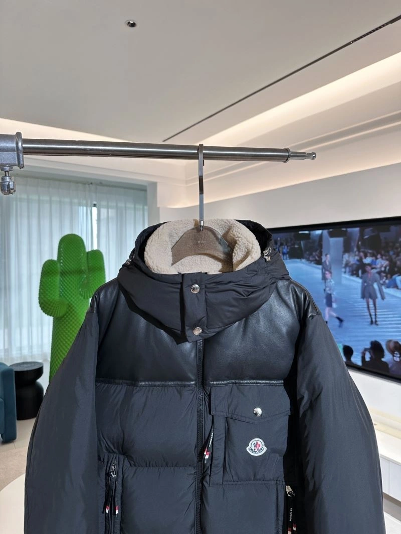 Flexible Moncler Down Jackets 144217