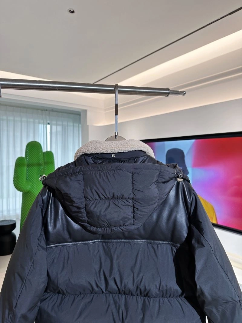 Flexible Moncler Down Jackets 144217