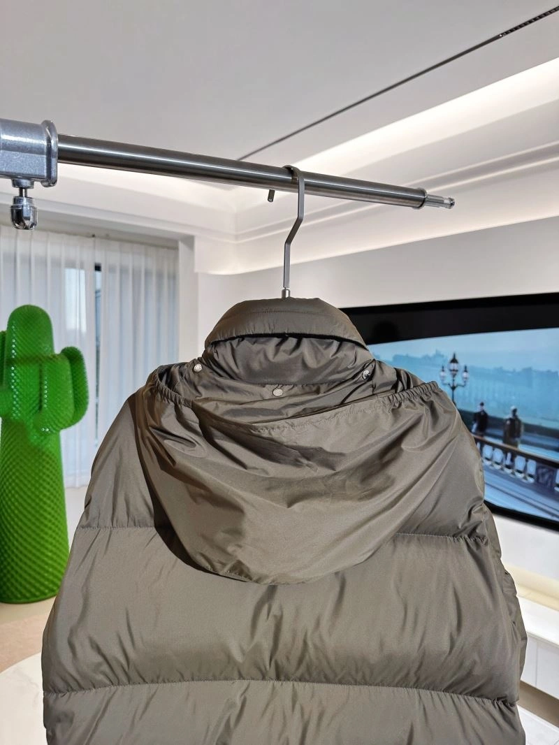 MultiPurpose Moncler Down Jackets 144209