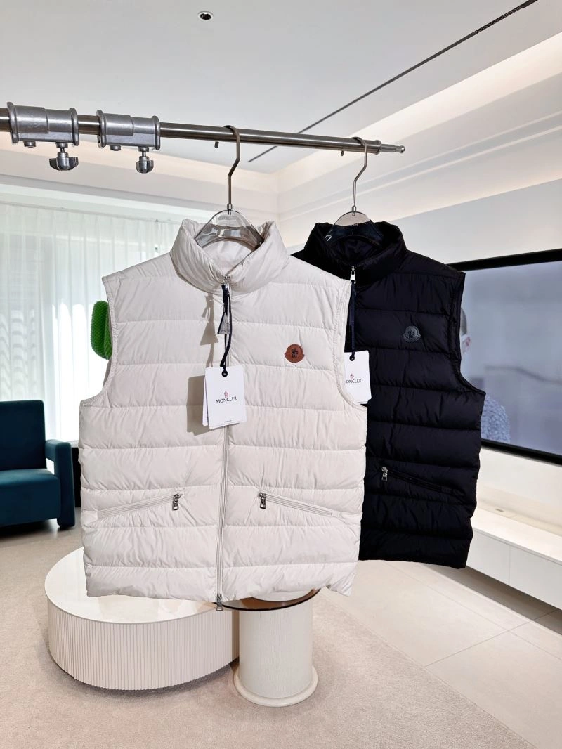 Moncler Down Jackets Colorful 144208