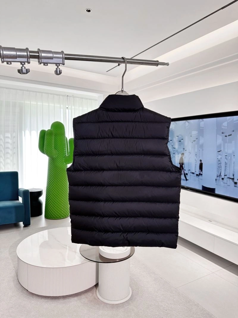 Moncler Down Jackets Colorful 144208